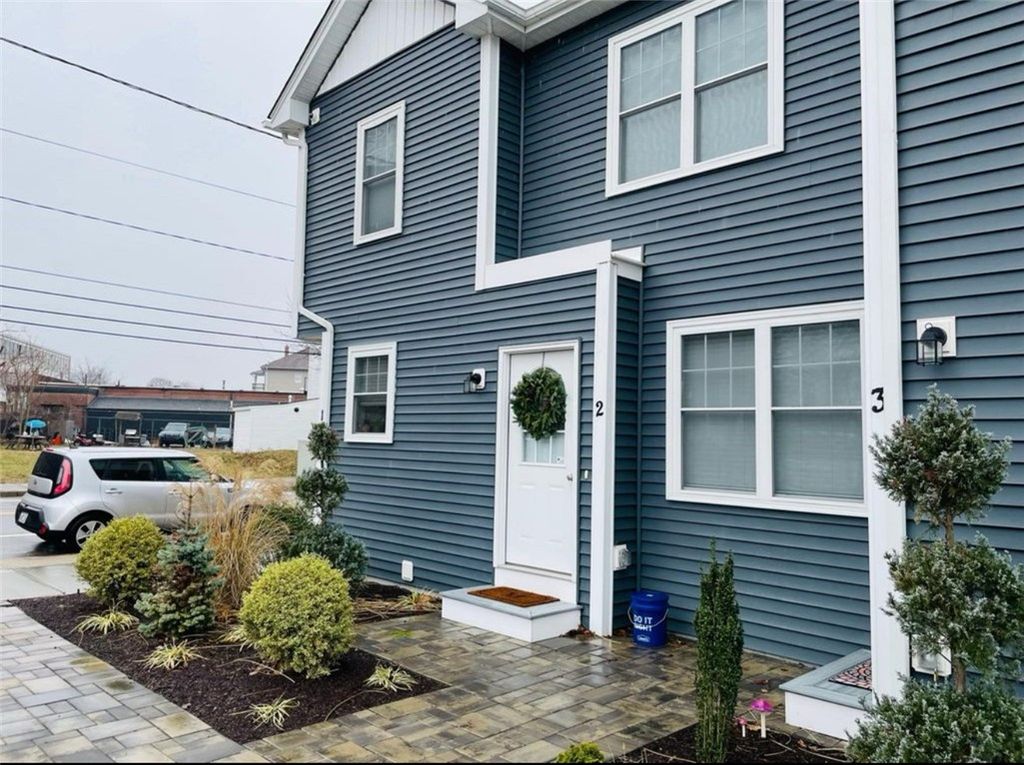 69 Washington Street 2, West Warwick, RI 02893