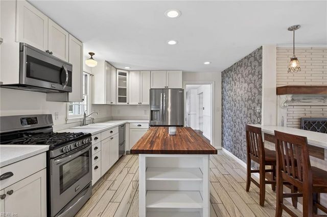 513 Chesopeian TRL, Virginia Beach, VA 23452