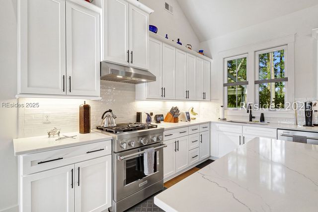 61 Winding Oak Dr, Okatie, SC 29909