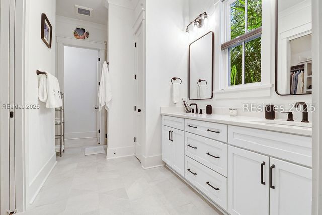 61 Winding Oak Dr, Okatie, SC 29909