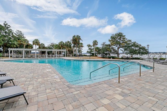 61 Winding Oak Dr, Okatie, SC 29909