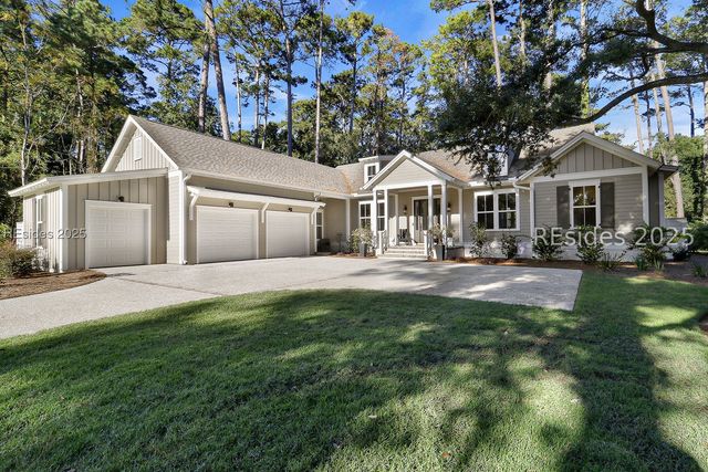 61 Winding Oak Dr, Okatie, SC 29909