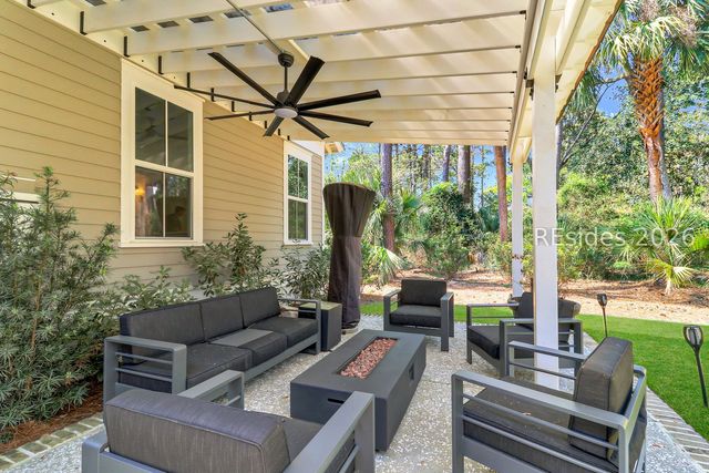 61 Winding Oak Dr, Okatie, SC 29909