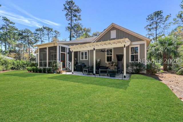 61 Winding Oak Dr, Okatie, SC 29909
