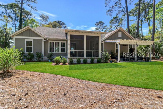 61 Winding Oak Dr, Okatie, SC 29909