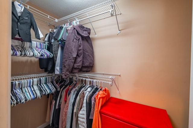 180 Mortons Lake Rd, Manchester, TN 37355