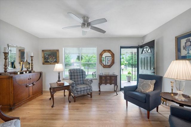 601 S Findlay Avenue, Norman, OK 73071