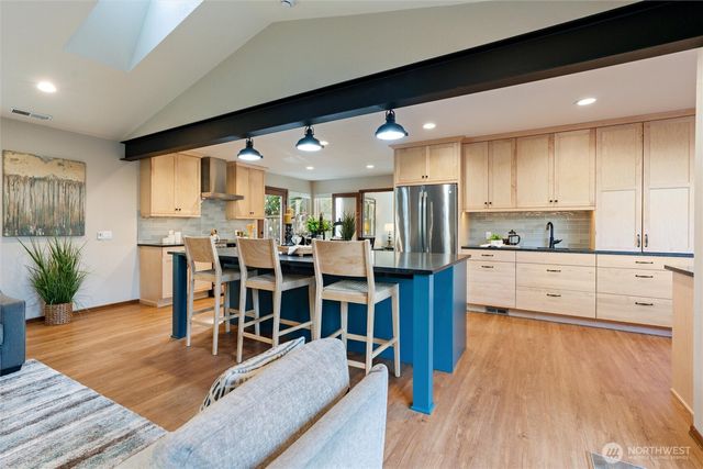 2273 214th Place SW, Brier, WA 98036