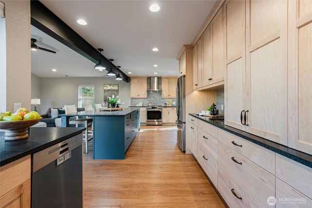 2273 214th Place SW, Brier, WA 98036