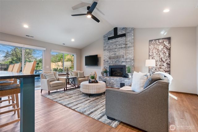 2273 214th Place SW, Brier, WA 98036