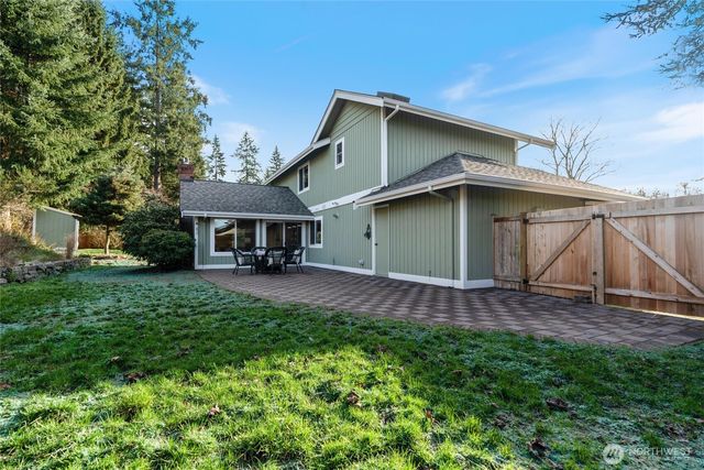 2273 214th Place SW, Brier, WA 98036
