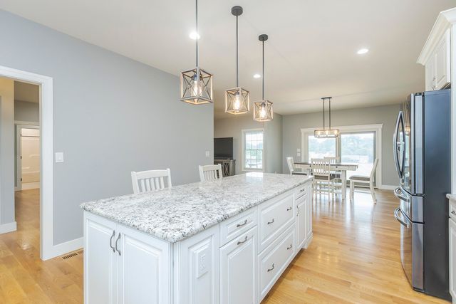 1053 English Garden, Lawrenceburg, KY 40342