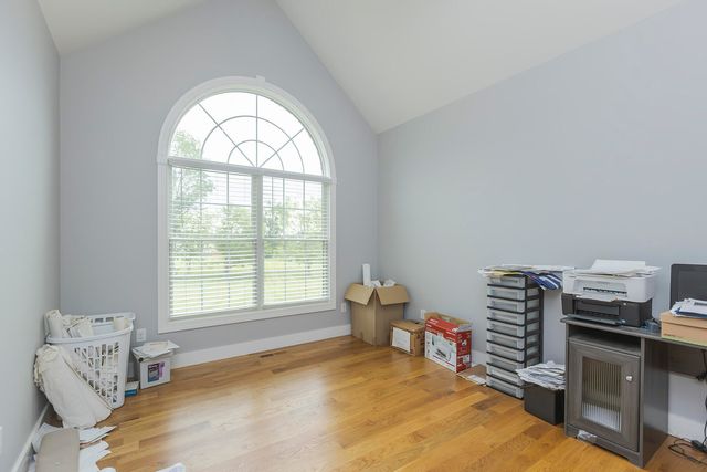 1053 English Garden, Lawrenceburg, KY 40342