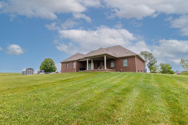 1053 English Garden, Lawrenceburg, KY 40342