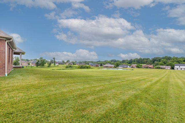 1053 English Garden, Lawrenceburg, KY 40342