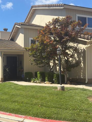 3062 Colony Park Dr, Merced, CA 95340