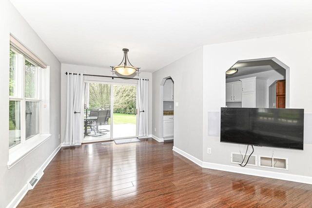 N88W18115 Duke STREET, Menomonee Falls, WI 53051