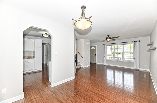 N88W18115 Duke STREET, Menomonee Falls, WI 53051