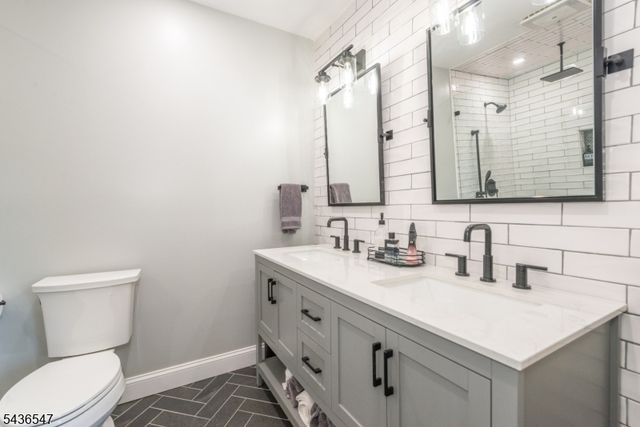 5 Tulip Ln, Harding Twp., NJ 07960