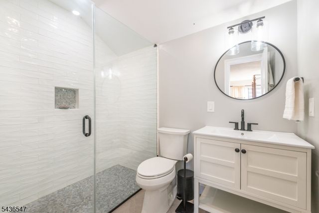5 Tulip Ln, Harding Twp., NJ 07960