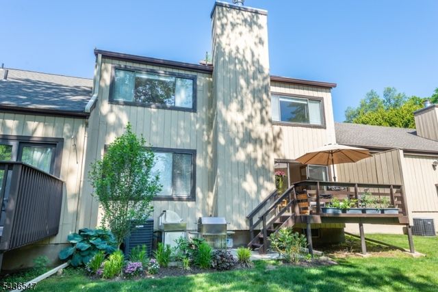 5 Tulip Ln, Harding Twp., NJ 07960