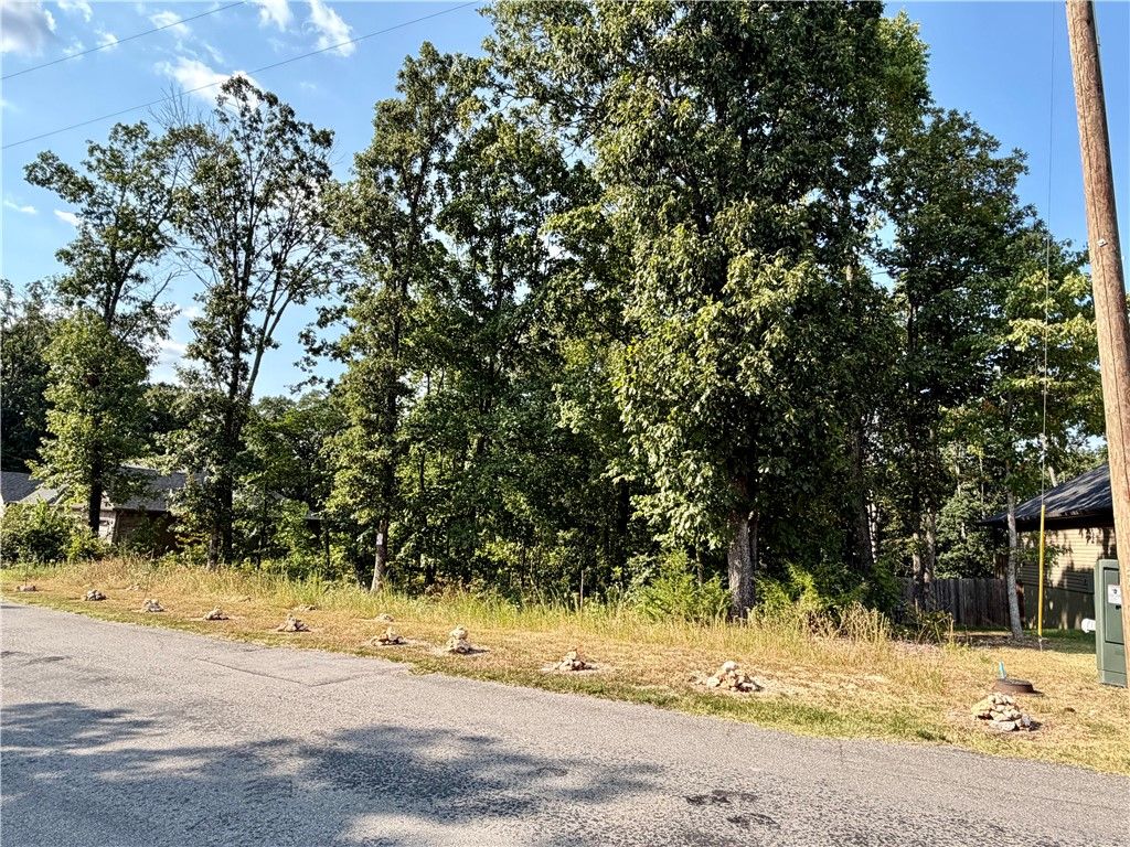 Glyndebourne Drive, Bella Vista, AR 72715