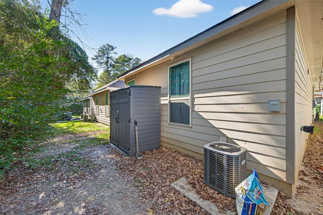 12004 Canal Street, Willis, TX 77318