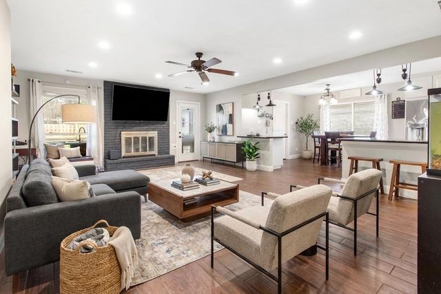 3804 September Drive, Baytown, TX 77521