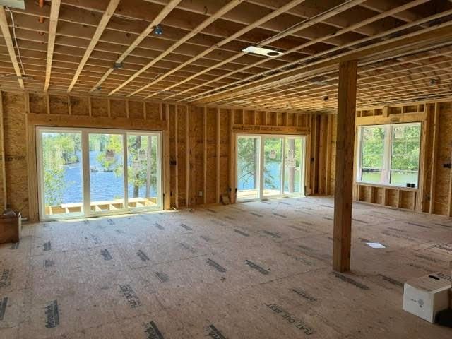 10D Chase Island Road, Atkinson, NH 03811