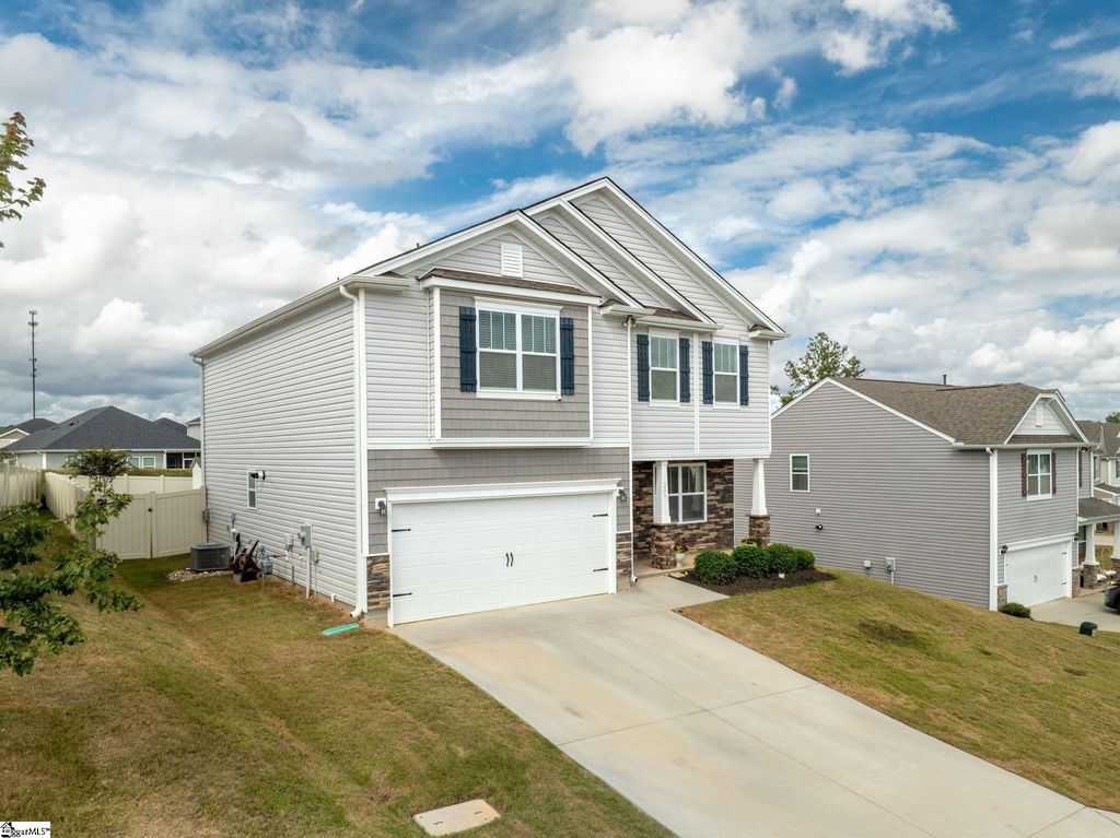 207 Rockway Road, Simpsonville, SC 29680