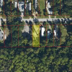 2602 Holly AVE, Naples, FL 34112