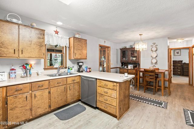 998 Trevino Road, Southport, NC 28461