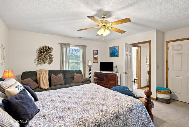 998 Trevino Road, Southport, NC 28461