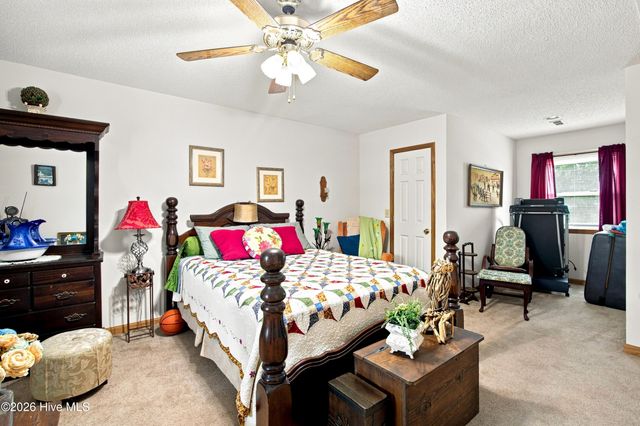 998 Trevino Road, Southport, NC 28461
