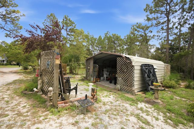 998 Trevino Road, Southport, NC 28461