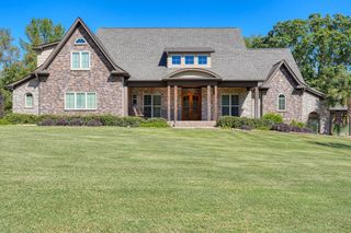 235 Hammett Road, Wellford, SC 29385