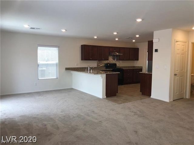 7576 SLIPPER ORCHID Street, Las Vegas, NV 89148