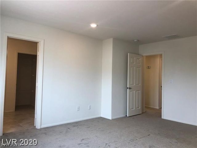 7576 SLIPPER ORCHID Street, Las Vegas, NV 89148