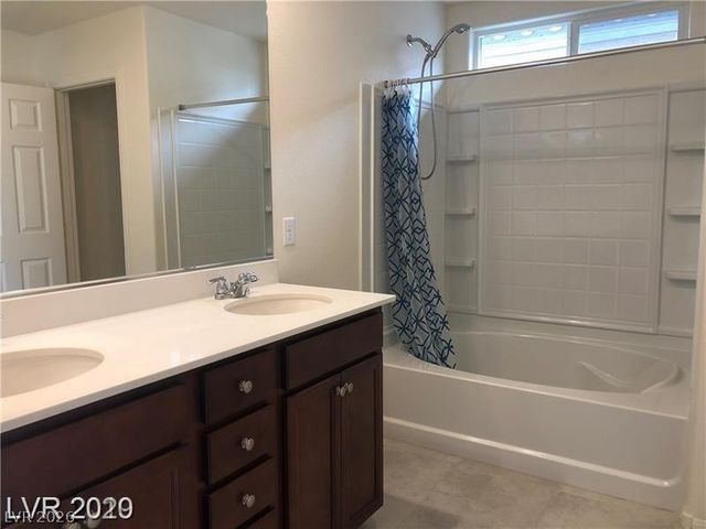 7576 SLIPPER ORCHID Street, Las Vegas, NV 89148