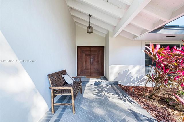 7231 SW 174th St, Palmetto Bay, FL 33157