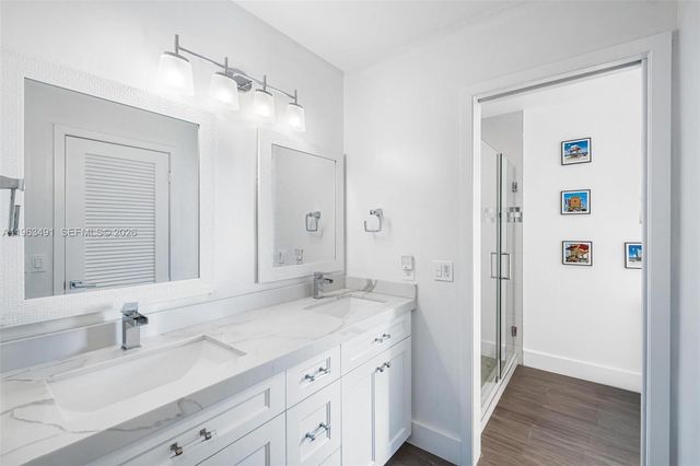 7231 SW 174th St, Palmetto Bay, FL 33157