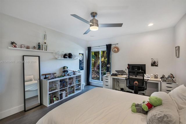 7231 SW 174th St, Palmetto Bay, FL 33157