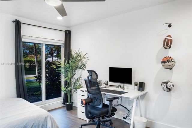 7231 SW 174th St, Palmetto Bay, FL 33157