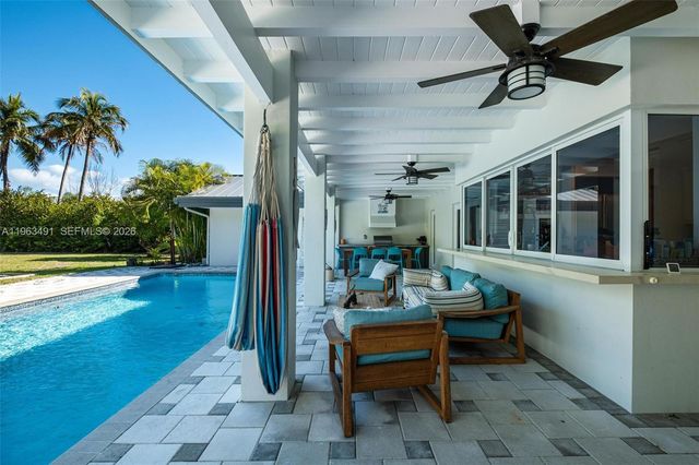 7231 SW 174th St, Palmetto Bay, FL 33157