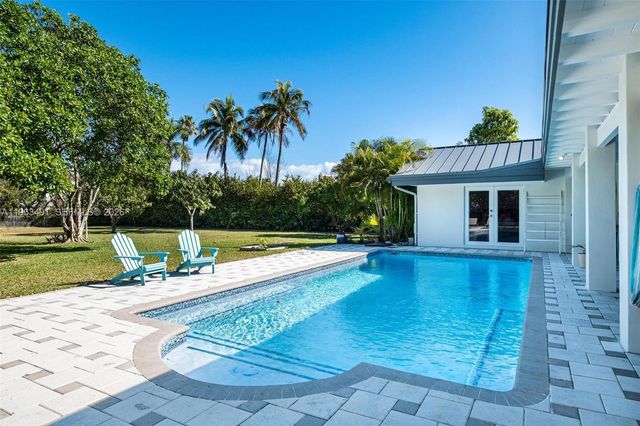 7231 SW 174th St, Palmetto Bay, FL 33157