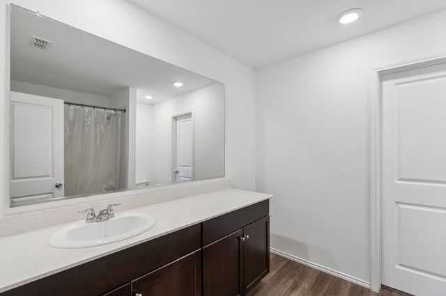 1810 River Crossing Drive, Anna, TX 75409