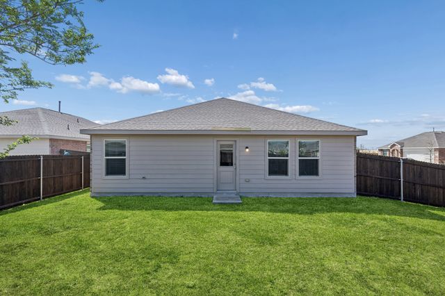 1810 River Crossing Drive, Anna, TX 75409