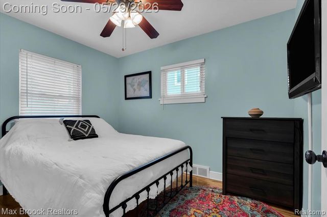 1207 Hoffman Avenue, Royal Oak, MI 48067