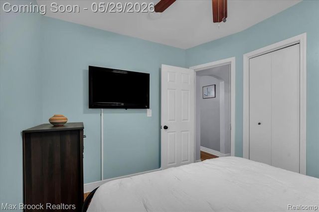 1207 Hoffman Avenue, Royal Oak, MI 48067