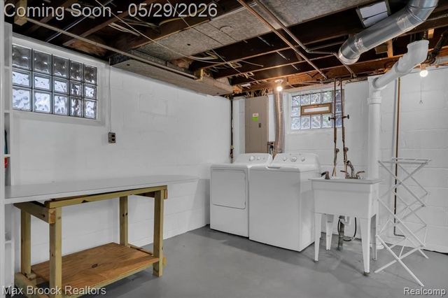 1207 Hoffman Avenue, Royal Oak, MI 48067